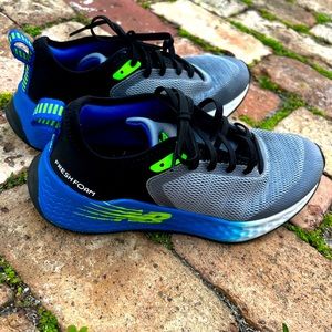 Puma boys sneakers size 3.5